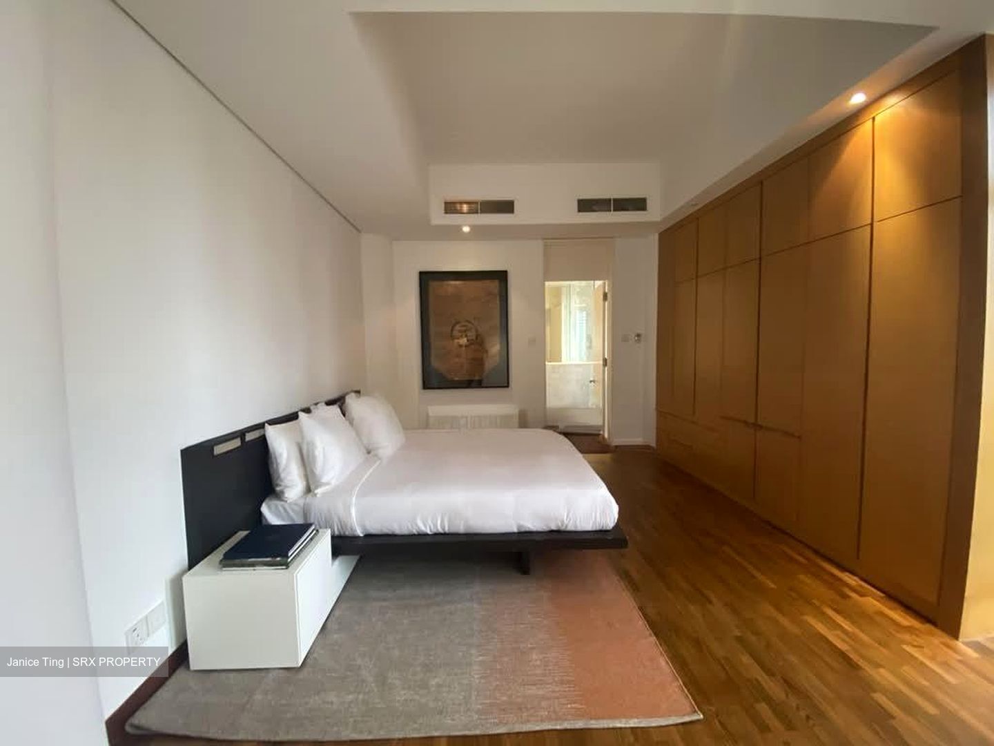 The Colonnade (D10), Condominium #572718701